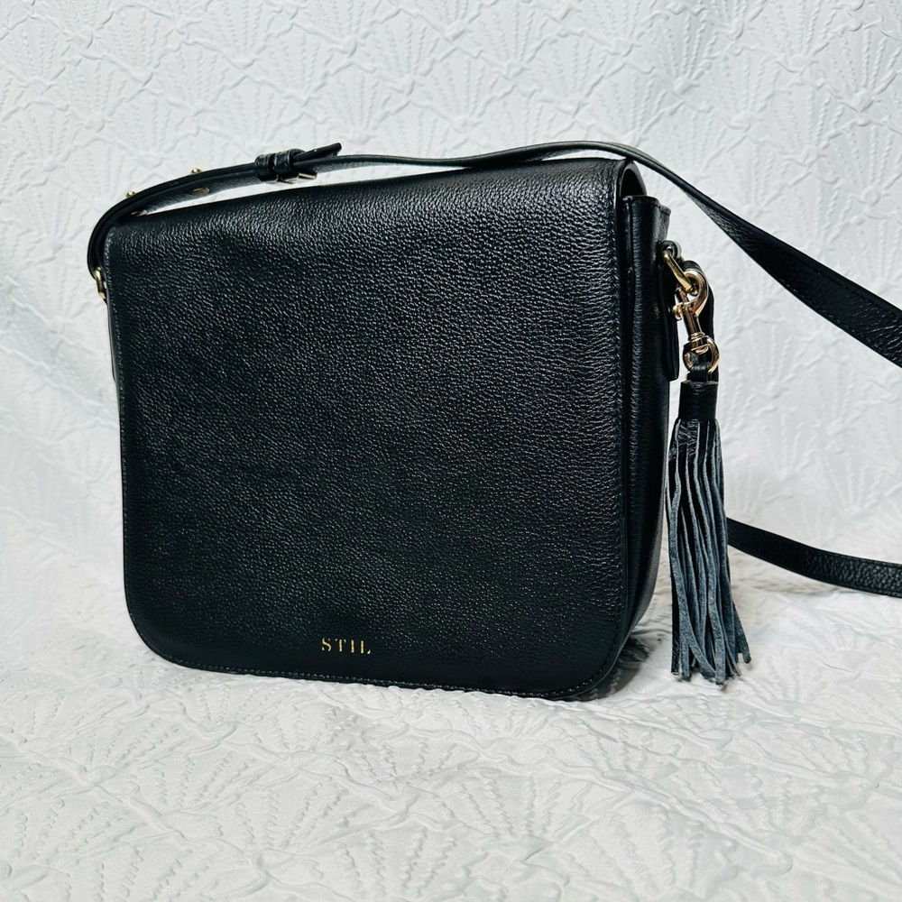 Black Leather Crossbody Bag | Stil Classics